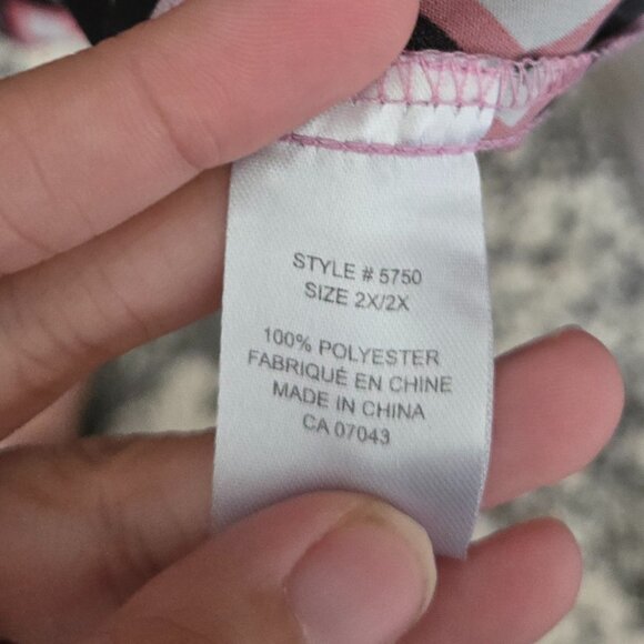 Kenar 2X Geometric Diamond Print Blouse Pink Black Sheer V-Neck Short Sleeve - Picture 3 of 3